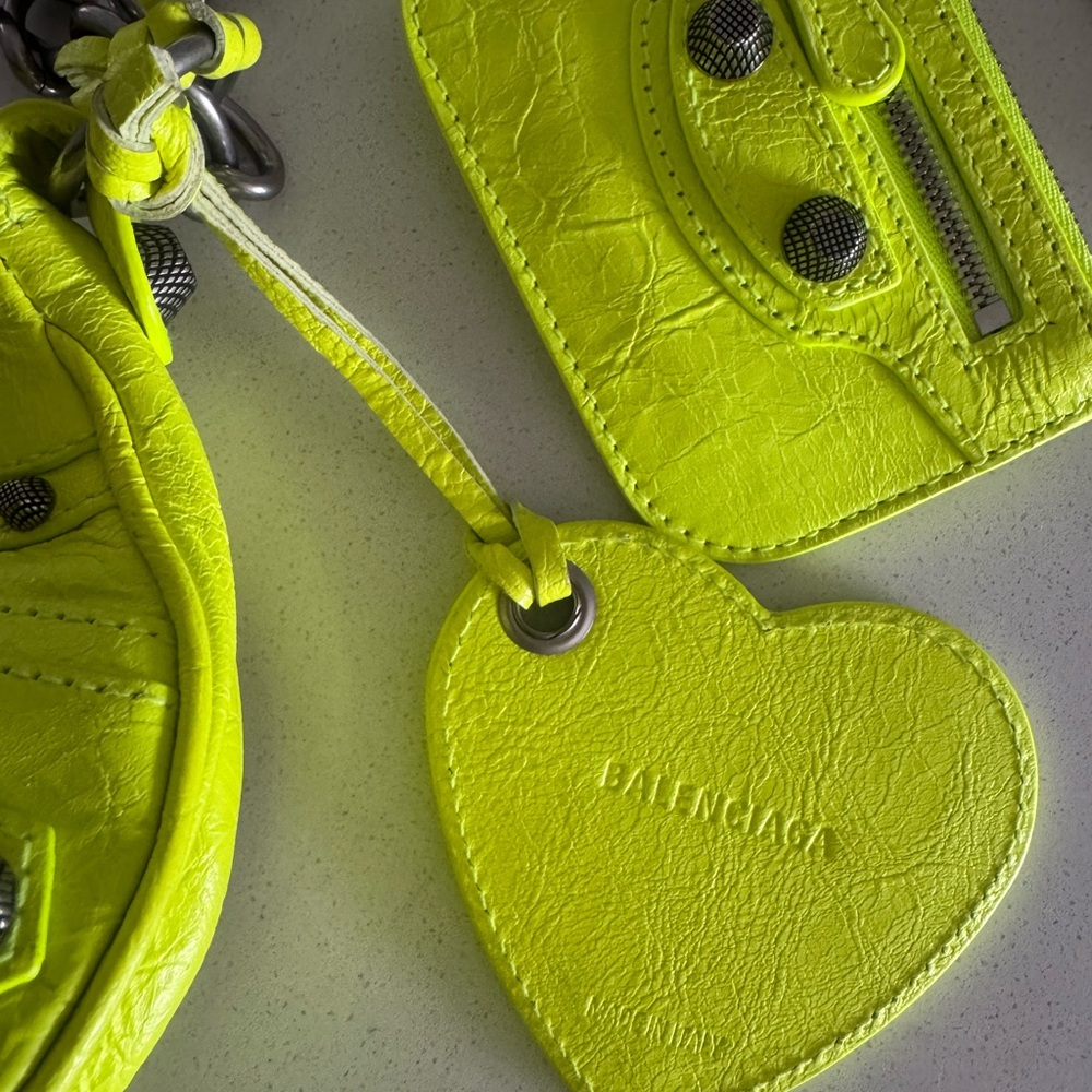 Balenciaga Yellow Shoulder Bag with Silver Chain - Picture 2 of 5